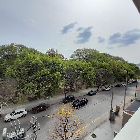 סלטה Departamento Centrico Plaza Alvarado Con Cochera מראה חיצוני תמונה